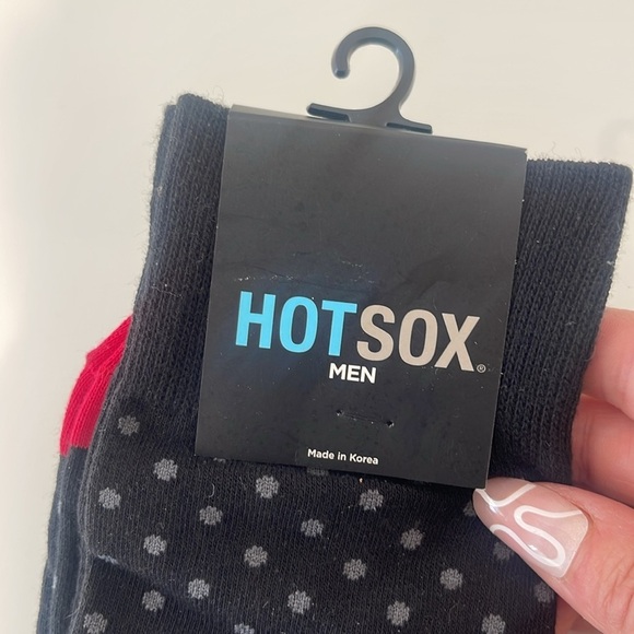 NWT Hot Sox Men's Polka Dot Socks - Black and Red Mr. Right - Picture 2 of 4